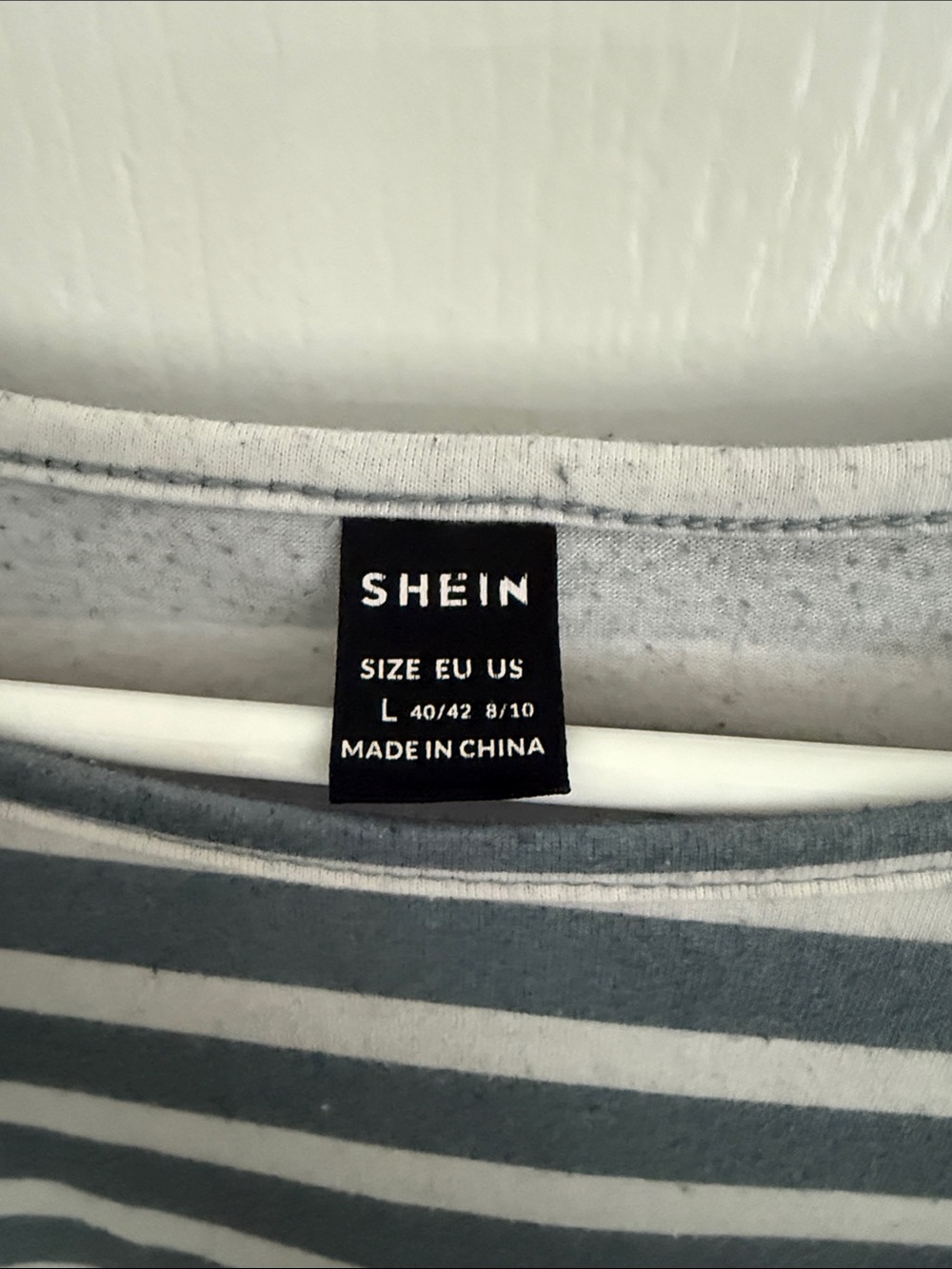Striped Ruffle Sleeve Tee (L) - Picture 2 of 5
